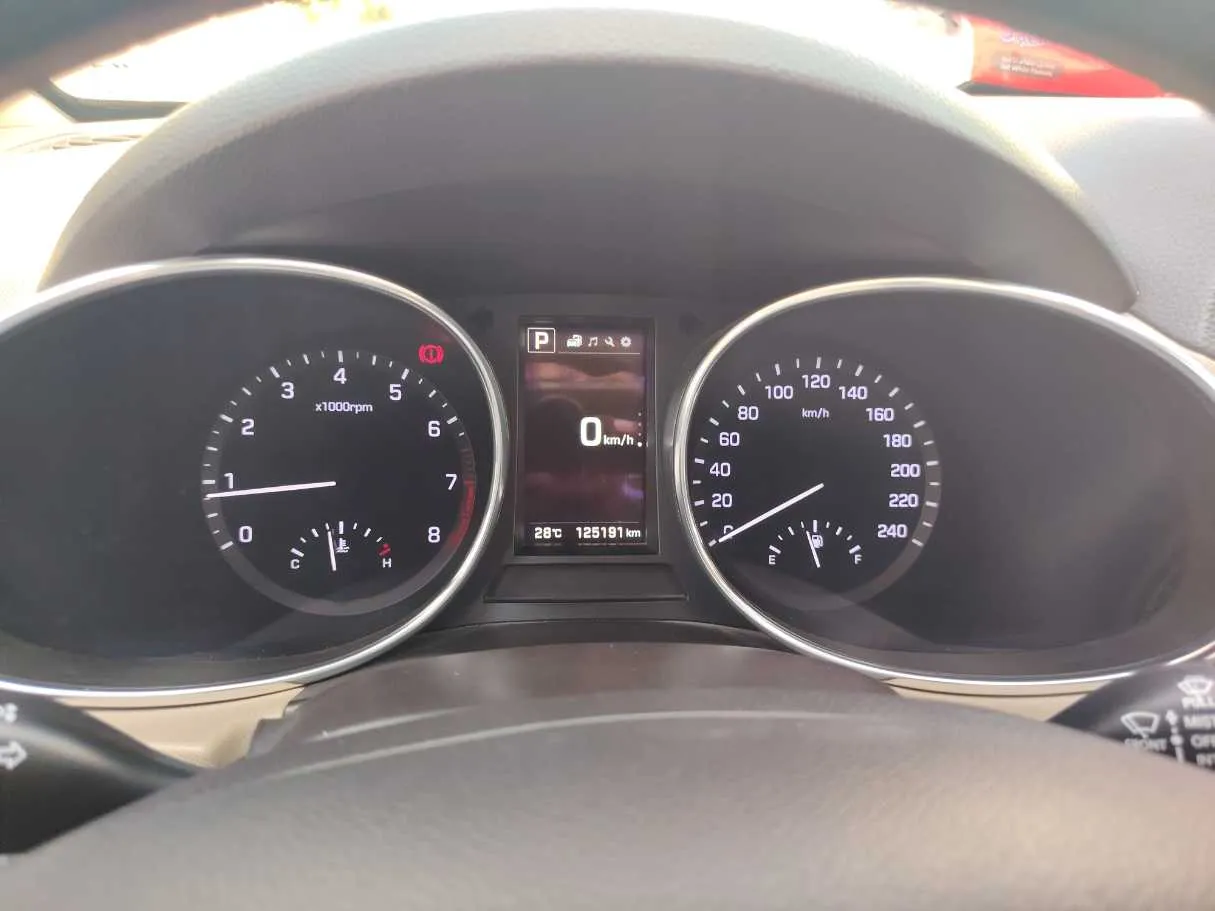 Car image 23