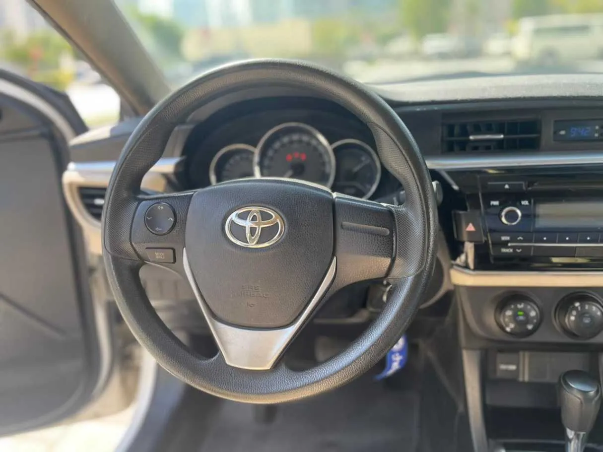 Car image 28