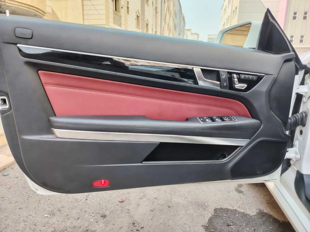 Car image 31