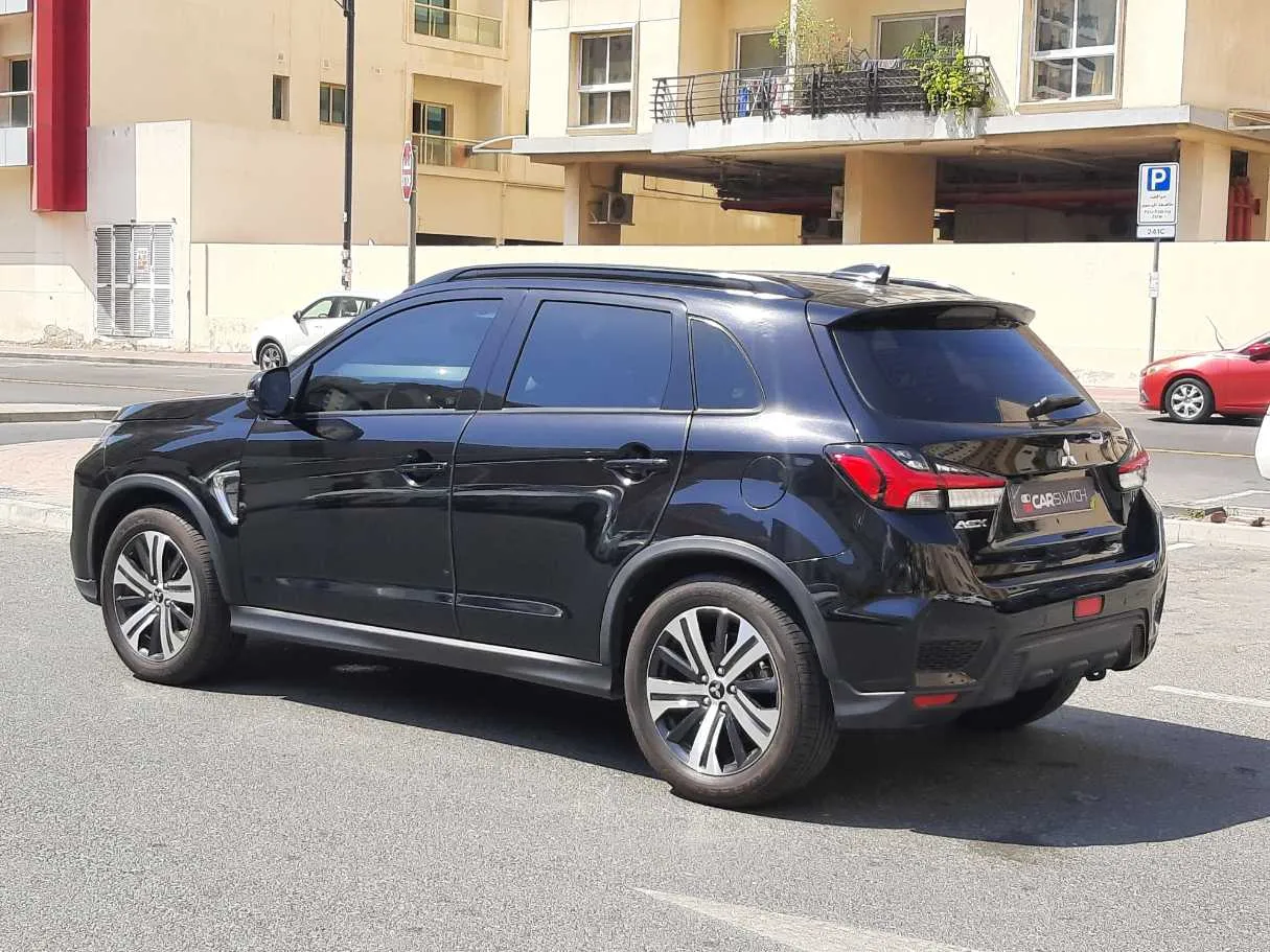 Car image 7