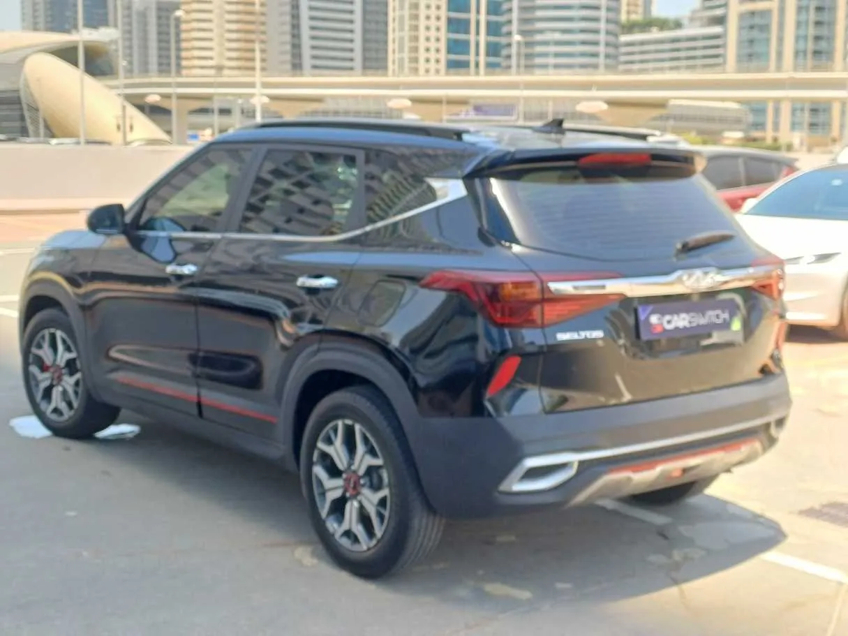 Car image 7