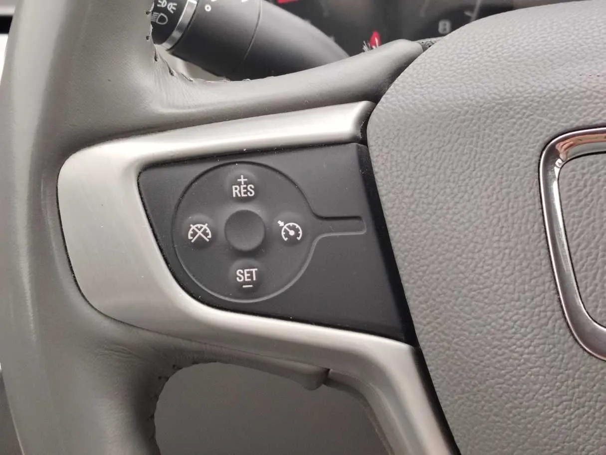 Car image 34