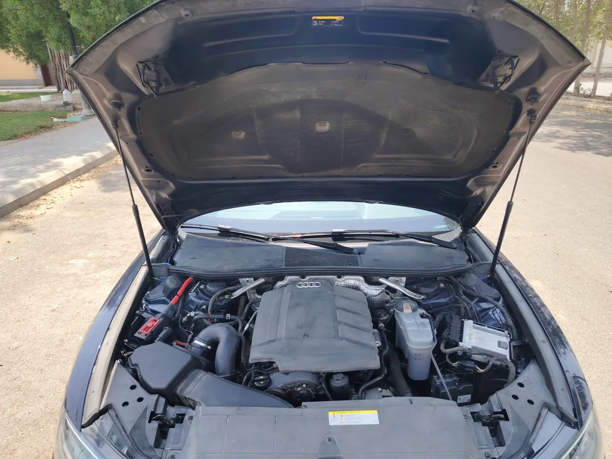 Car image 35