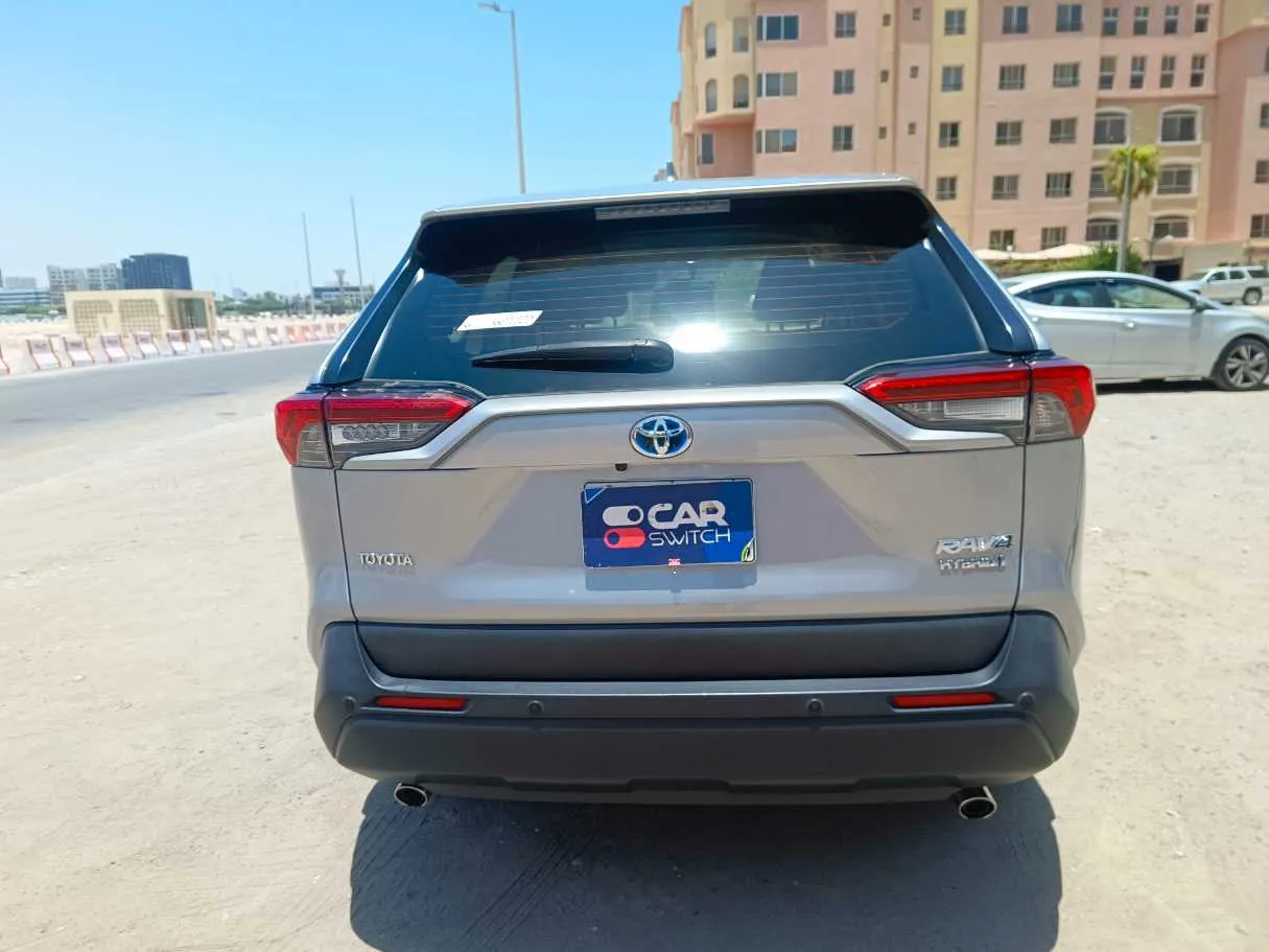 Car image 6
