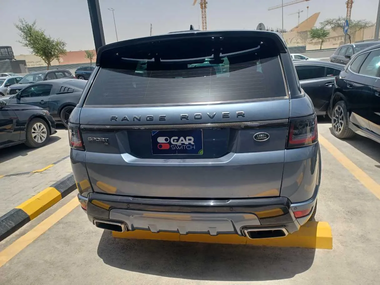 Car image 6