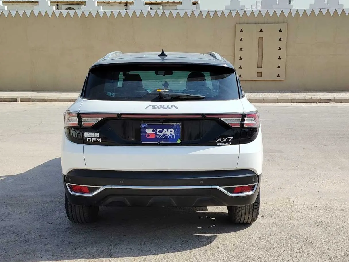 Car image 6