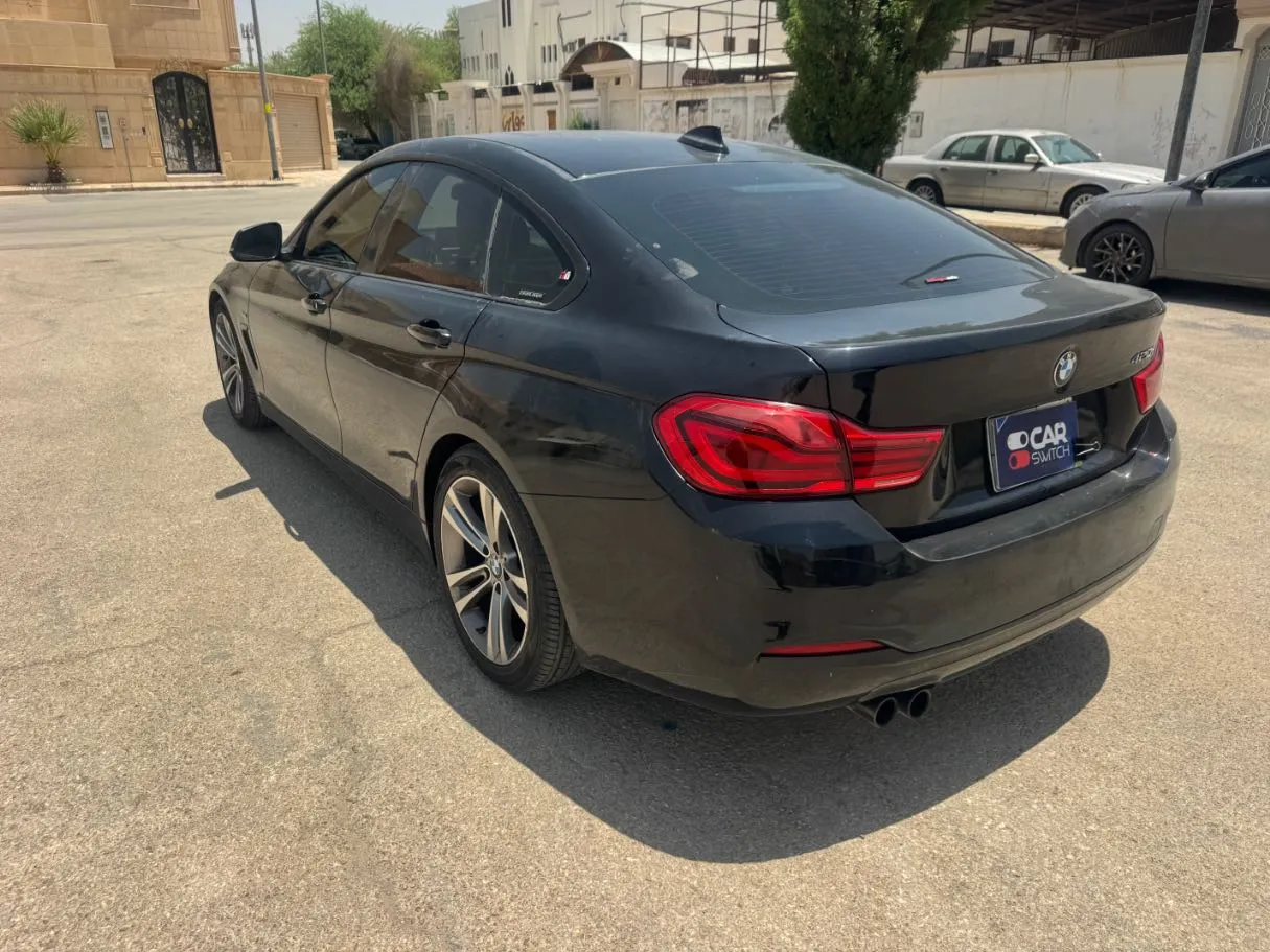 Car image 7