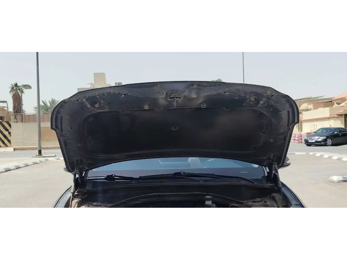 Car image 33