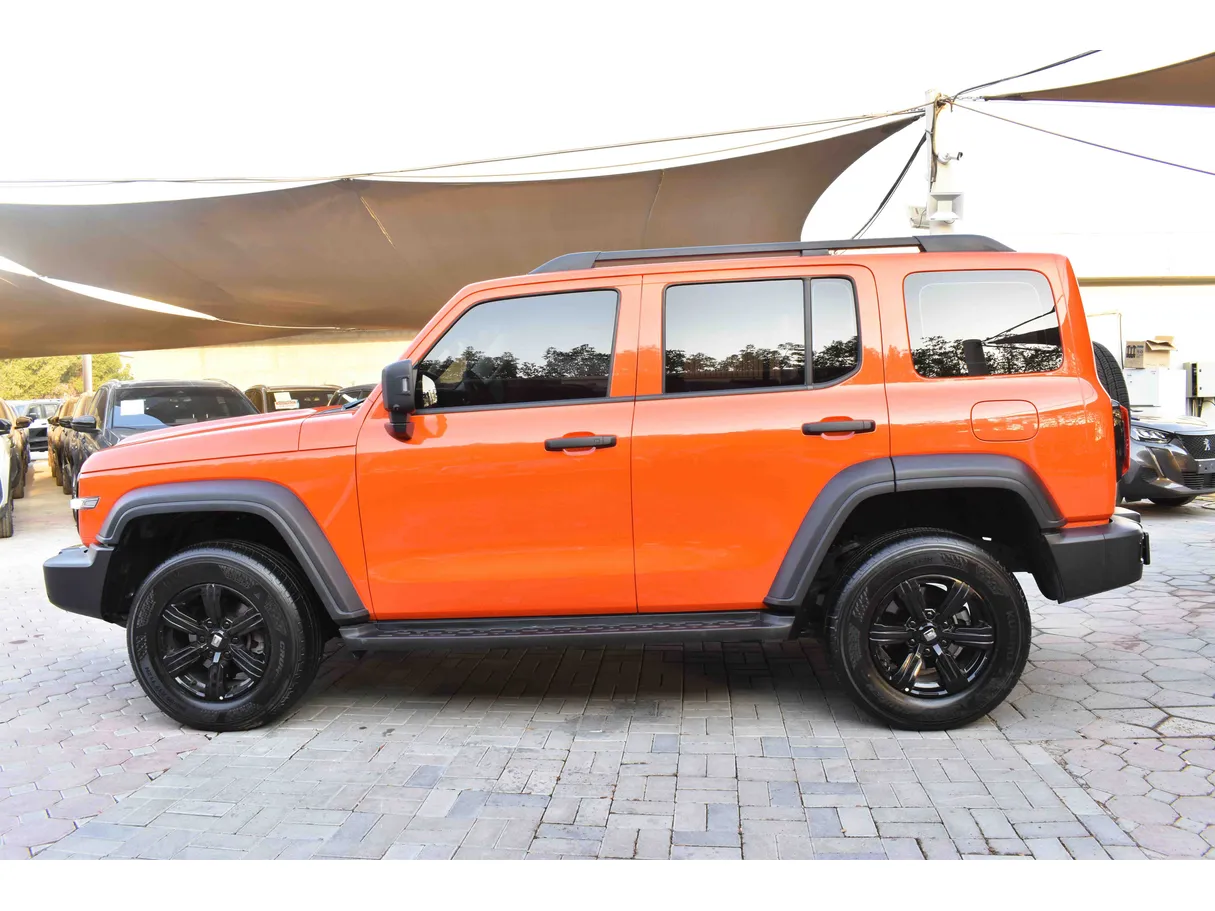 Car image 8