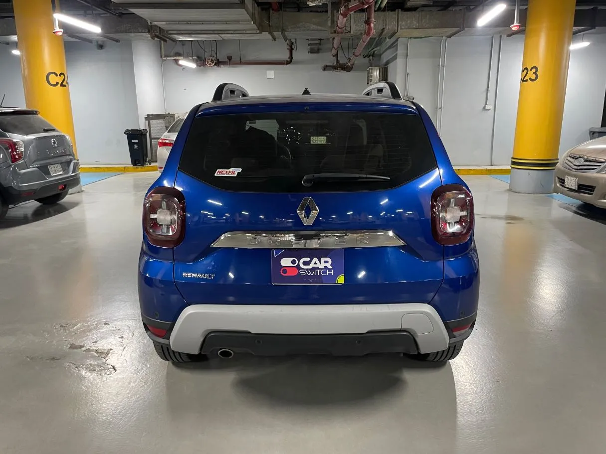 Car image 6