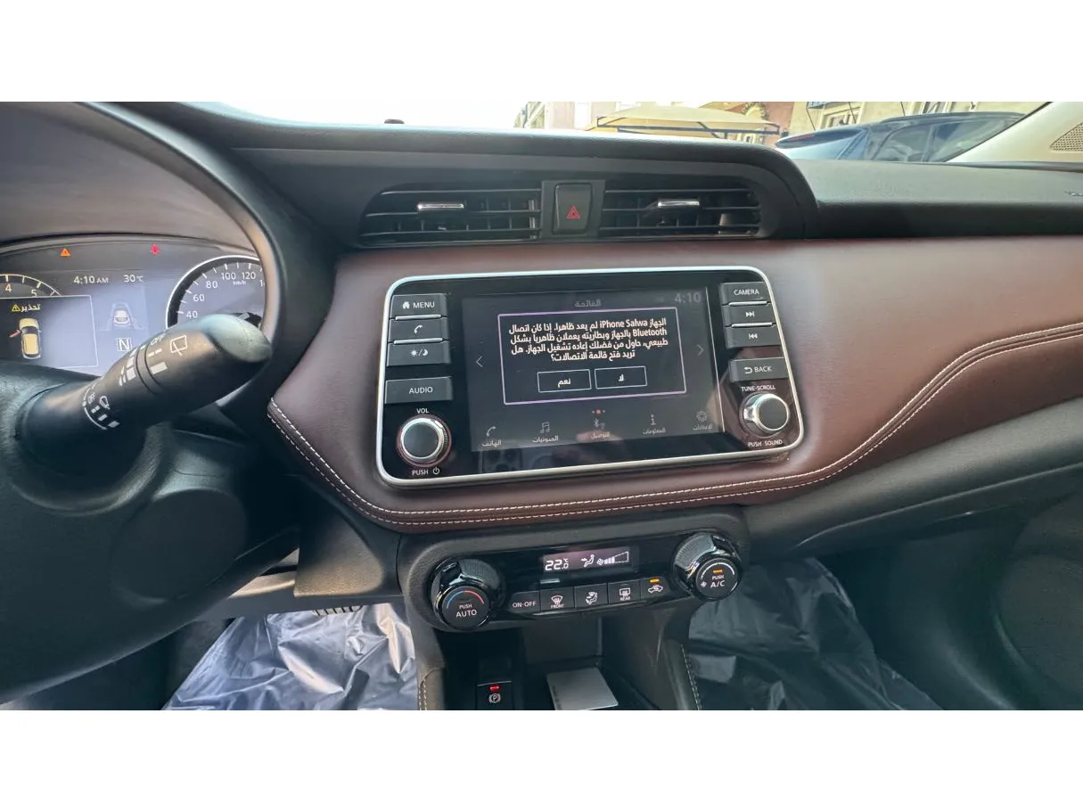 Car image 18