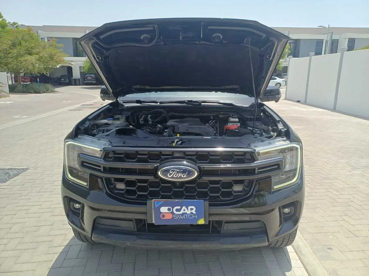 Car image 23