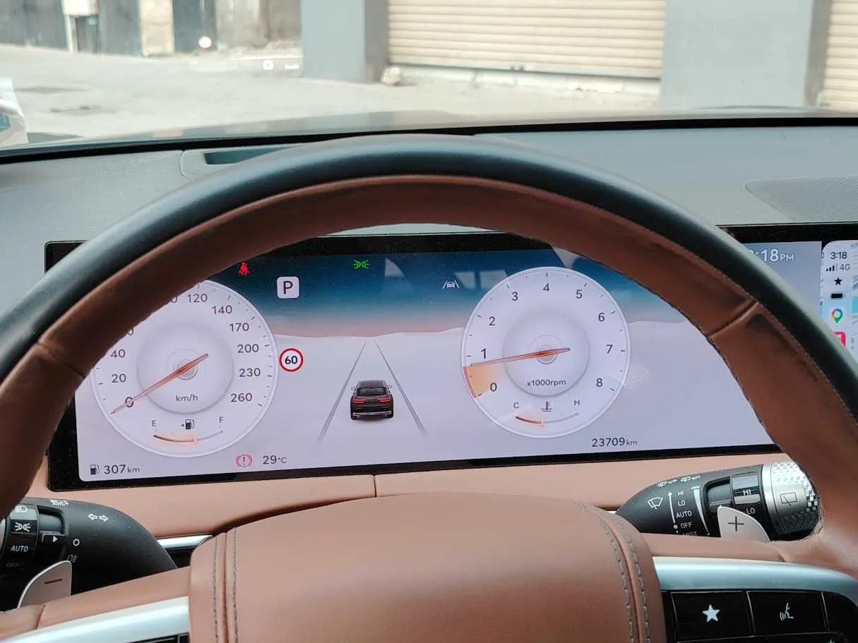 Car image 28