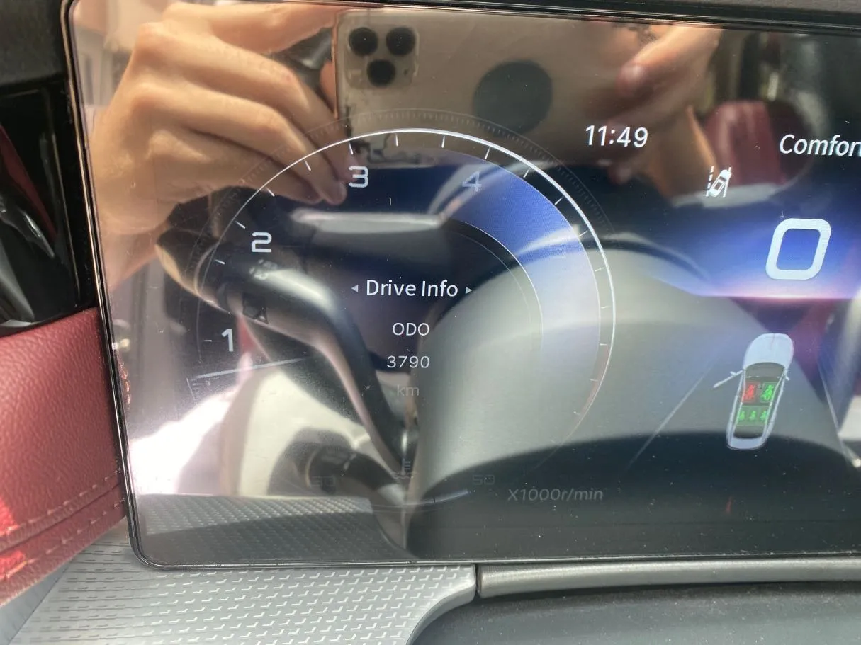 Car image 21