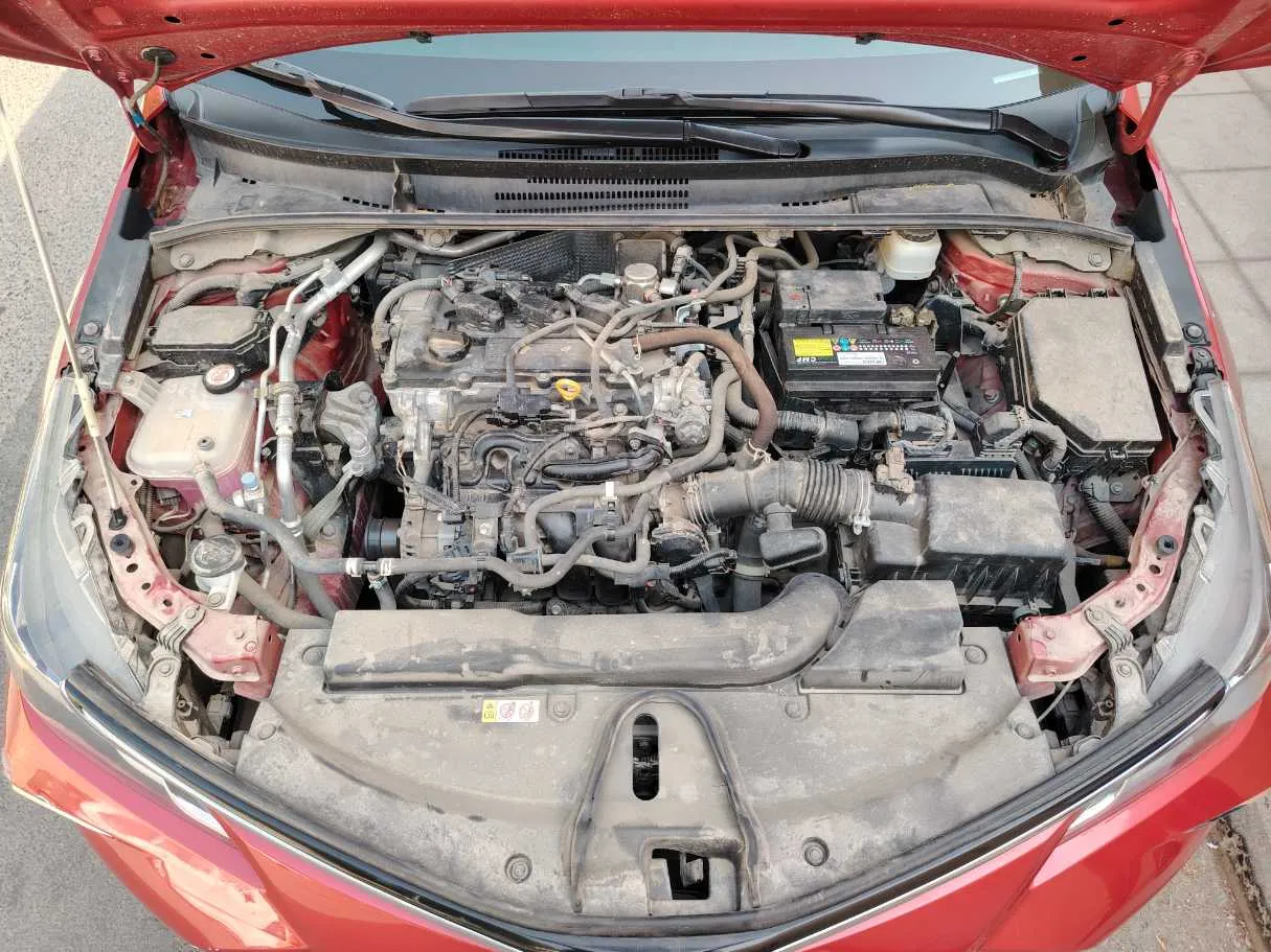 Car image 30
