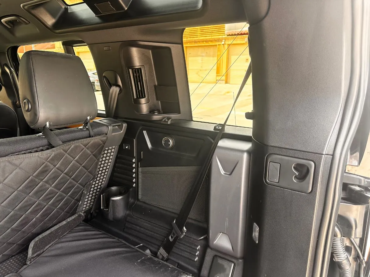 Car image 29