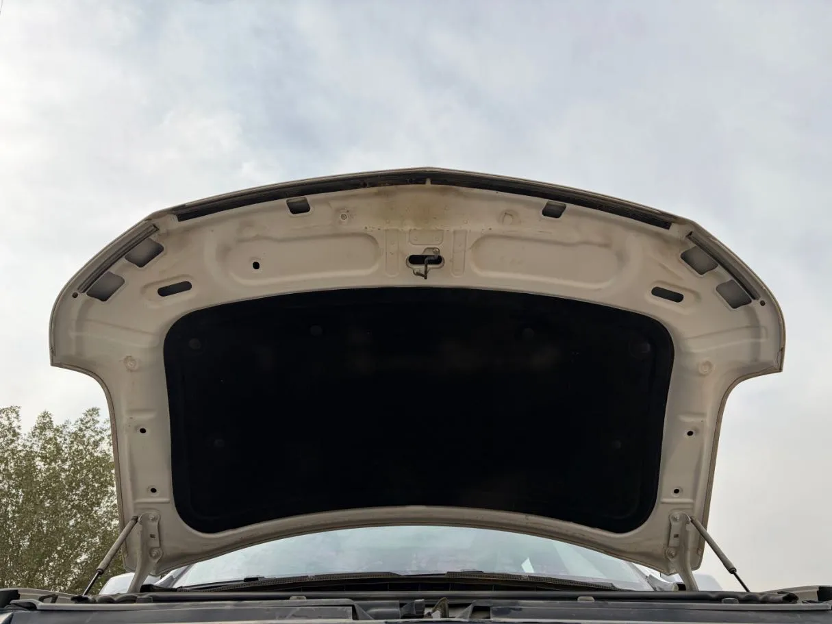 Car image 29