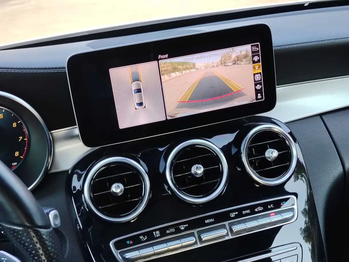Car image 24