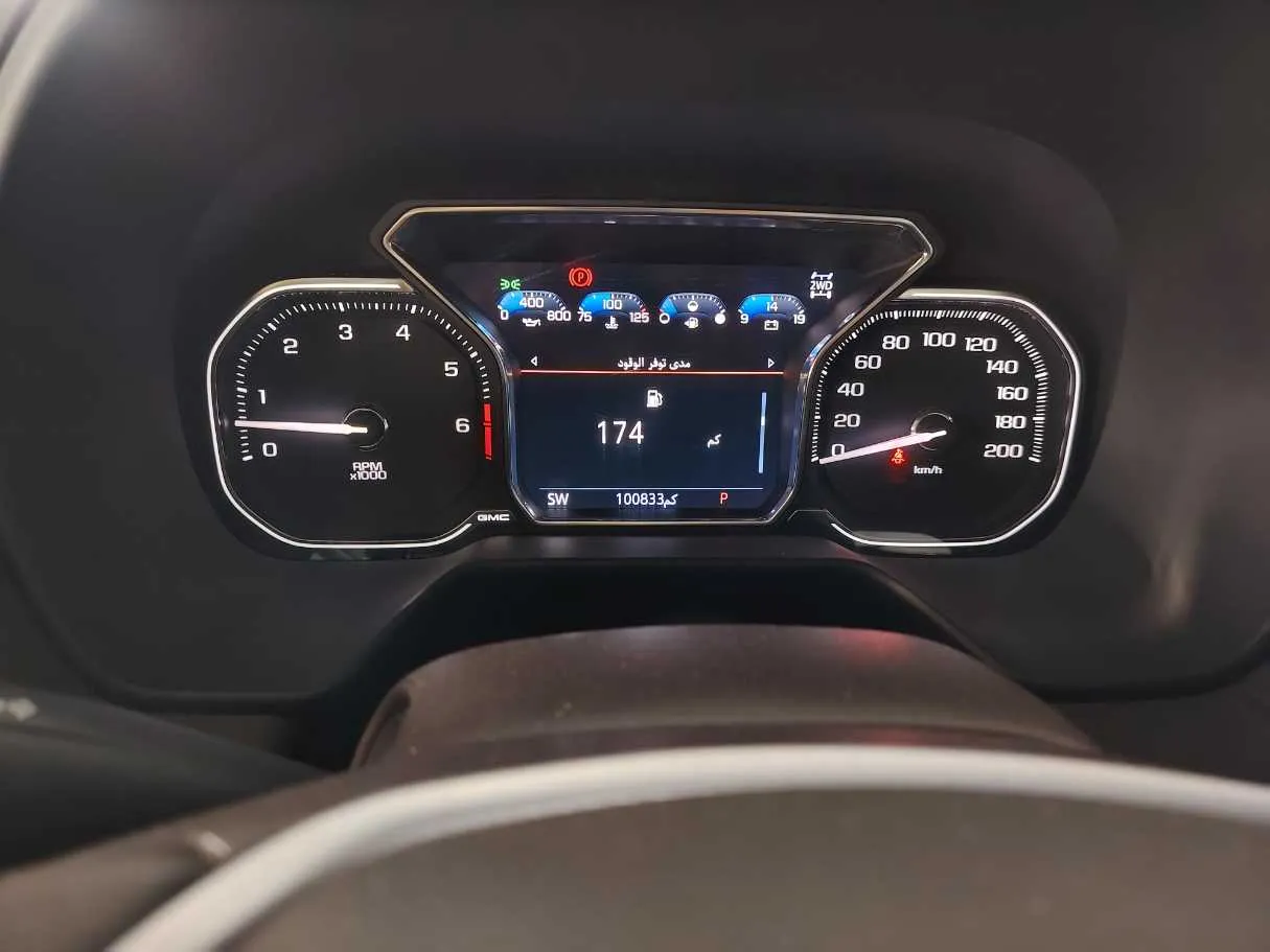 Car image 18