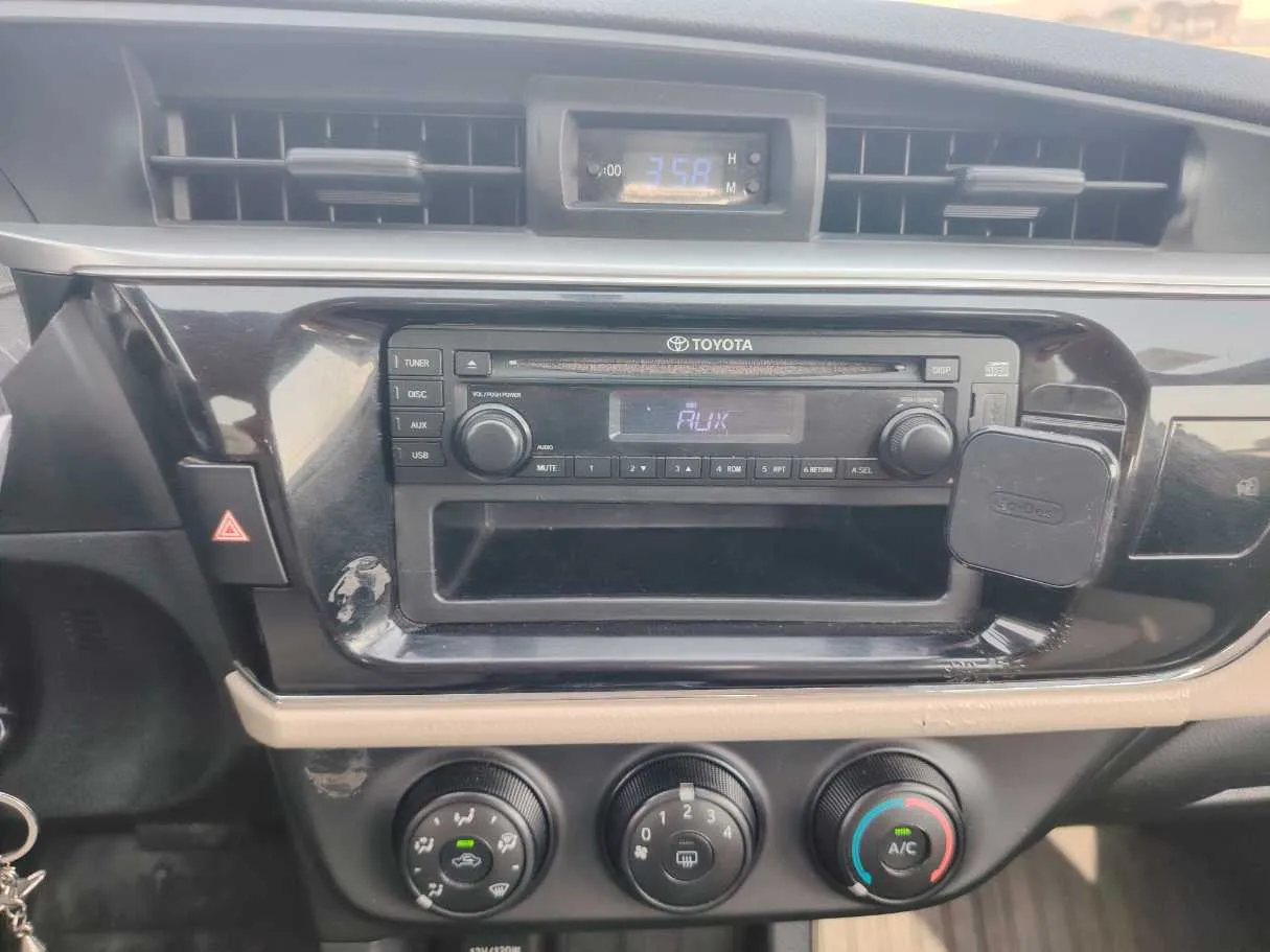 Car image 20