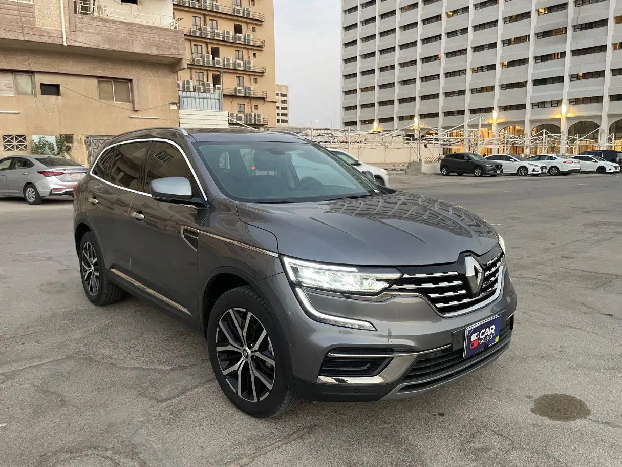Car image 3