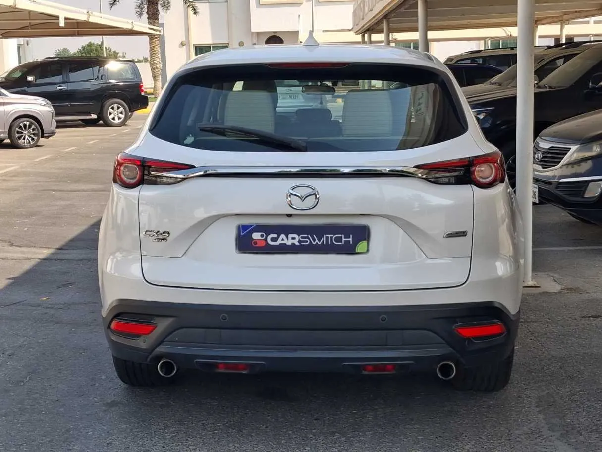 Car image 6