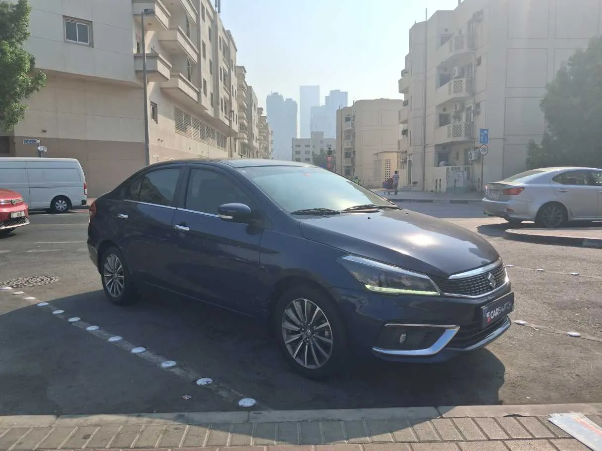 Car image 3