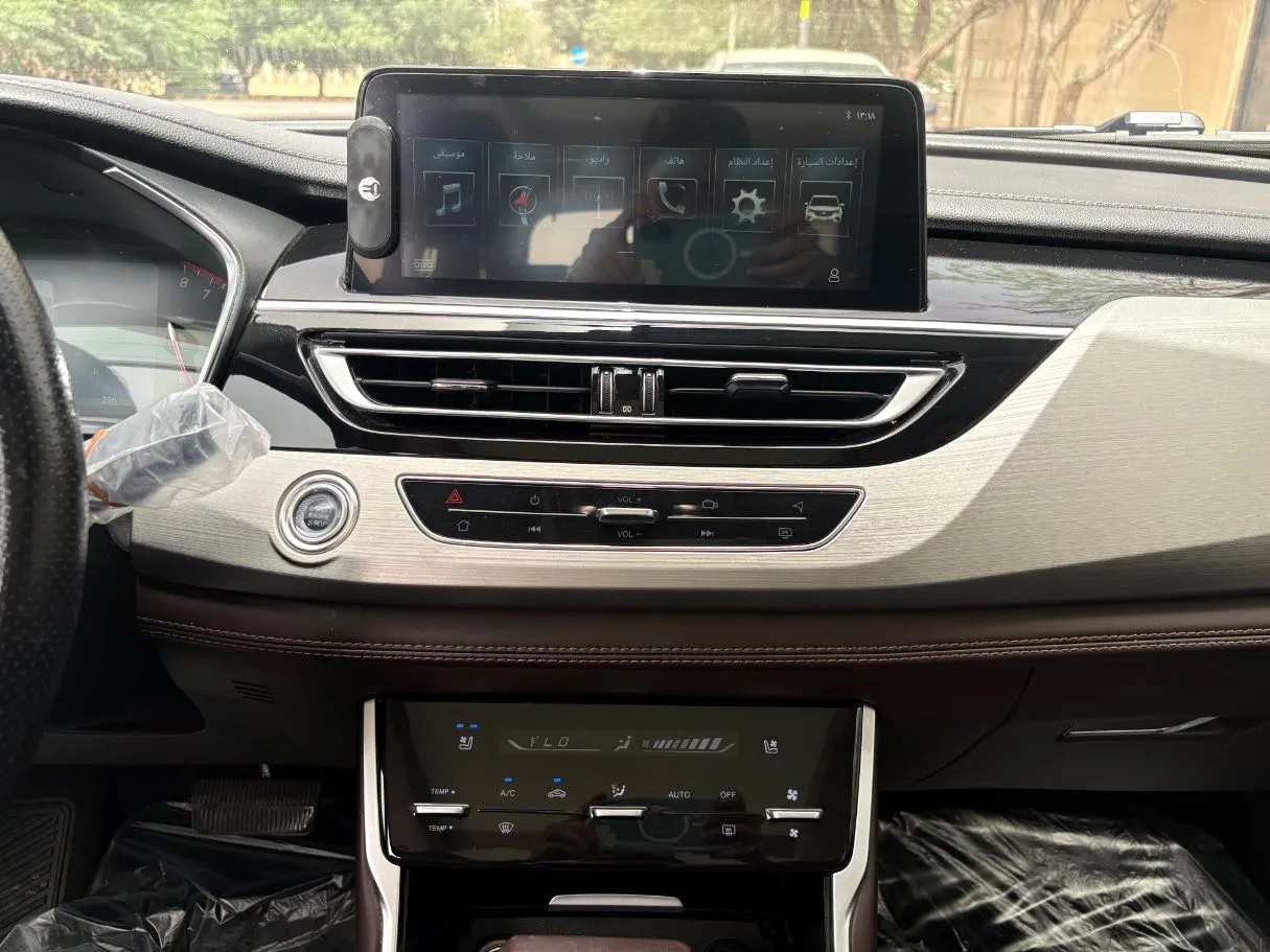 Car image 21