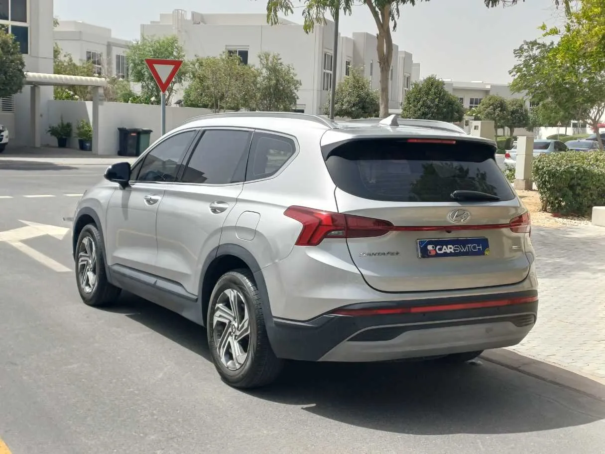 Car image 7