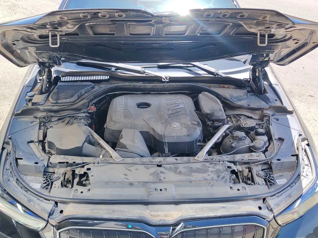 Car image 38