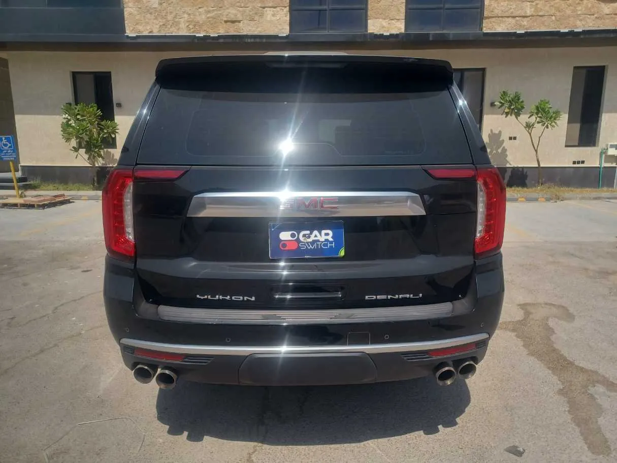 Car image 6