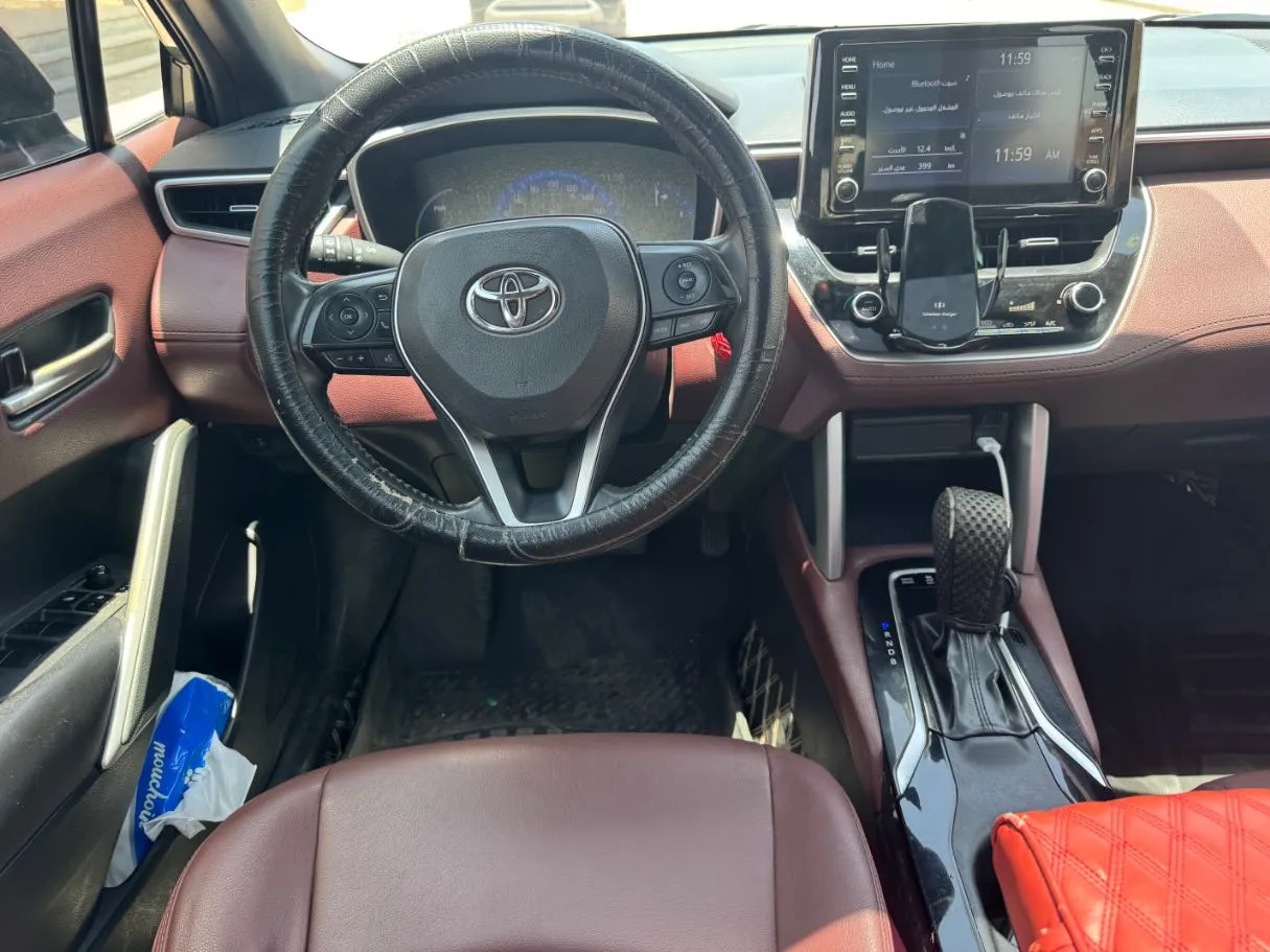 Car image 16