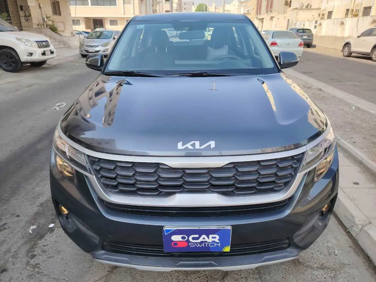 Car image 2