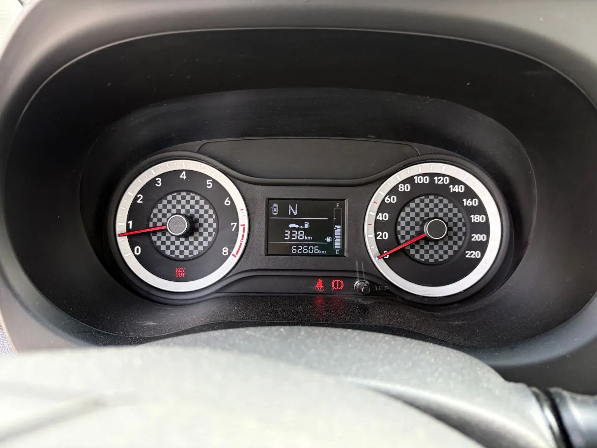 Car image 22