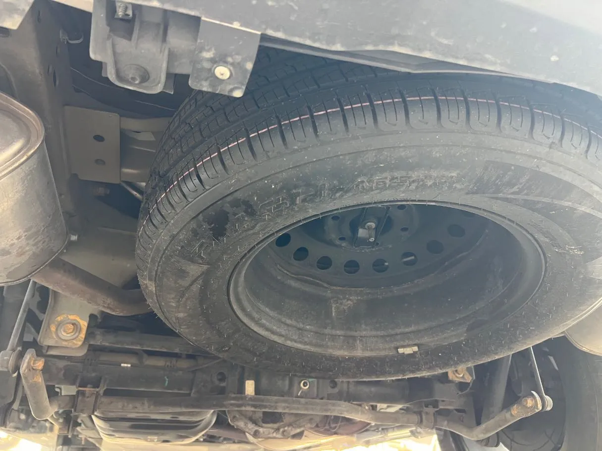 Car image 28