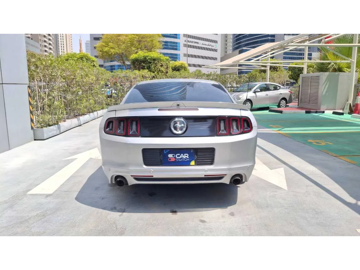 Car image 6