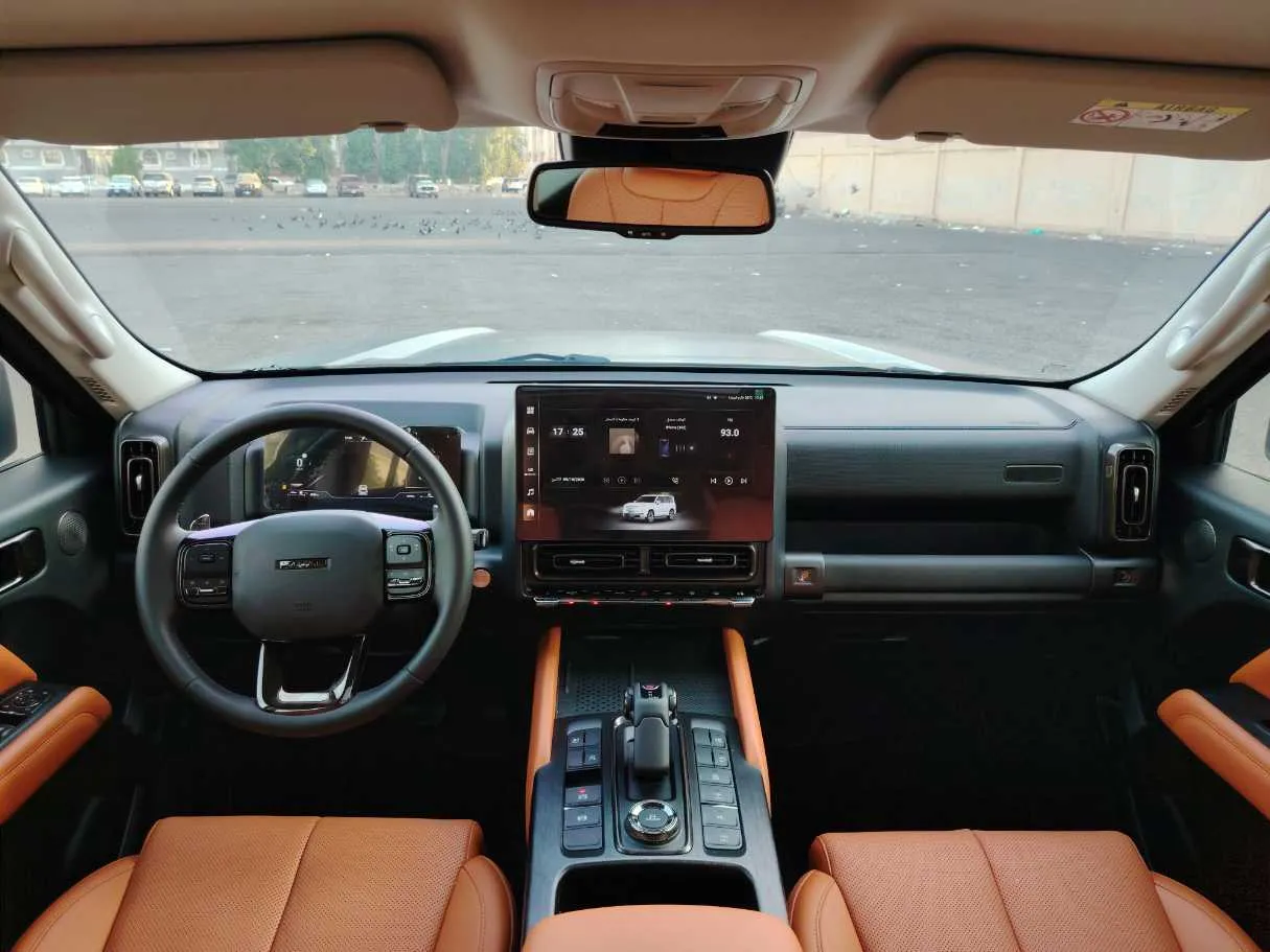 Car image 20