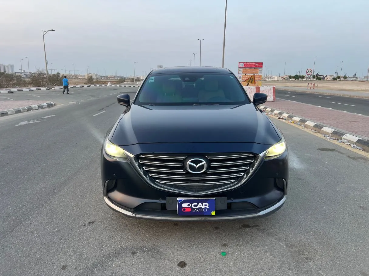 Car image 2