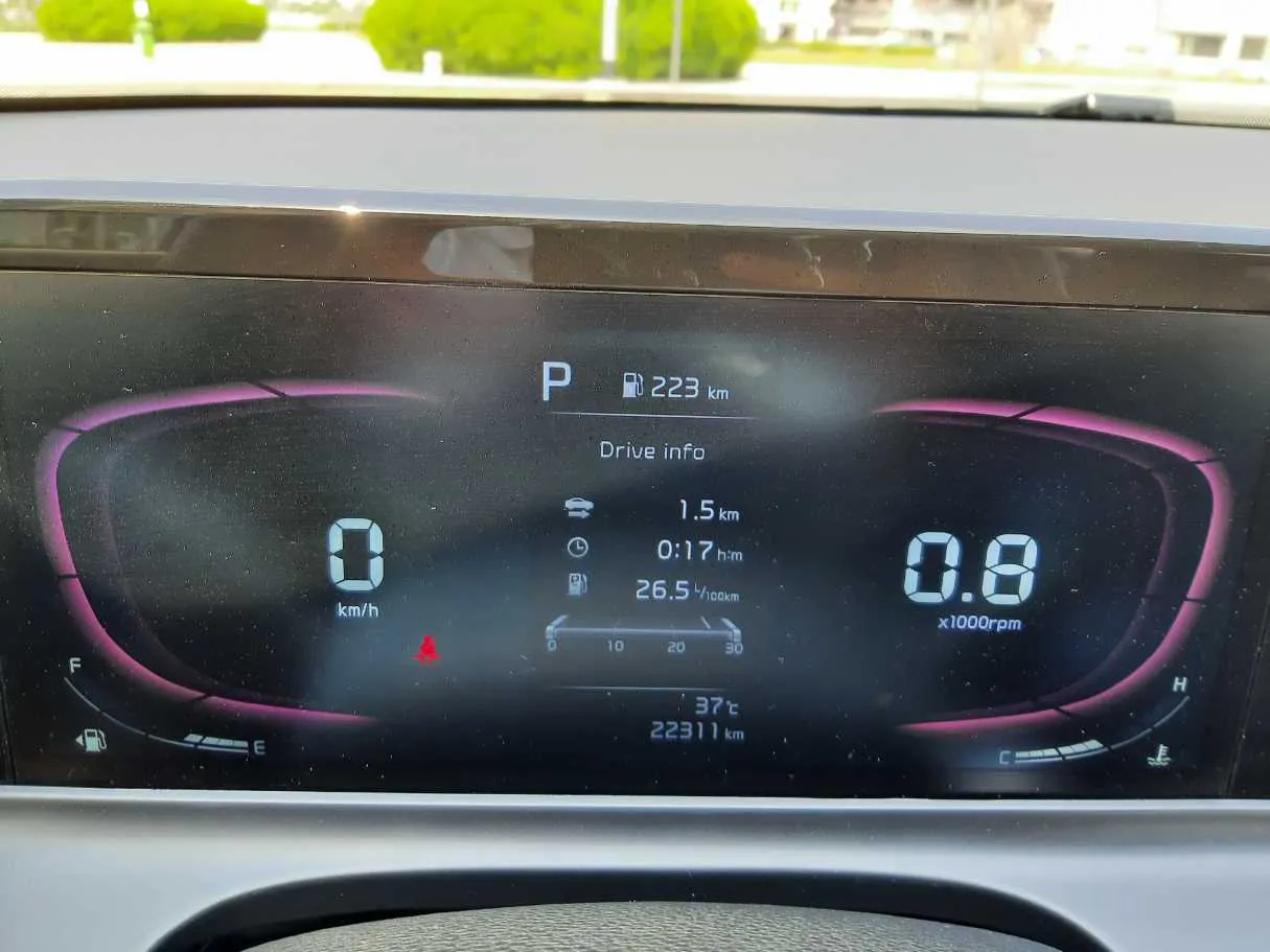 Car image 17