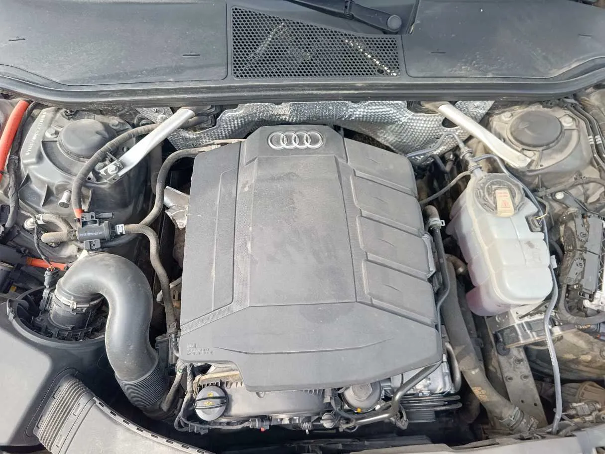 Car image 37