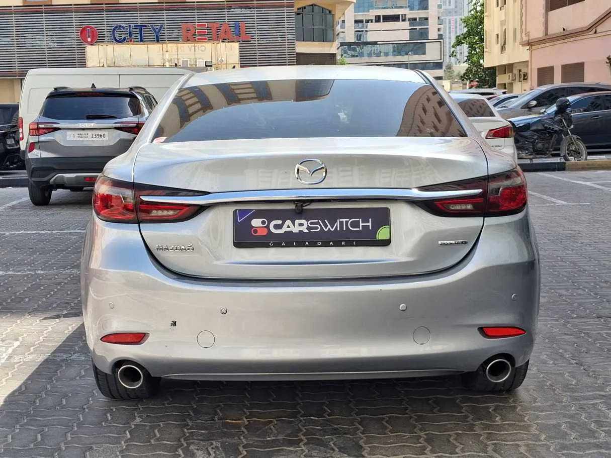 Car image 6