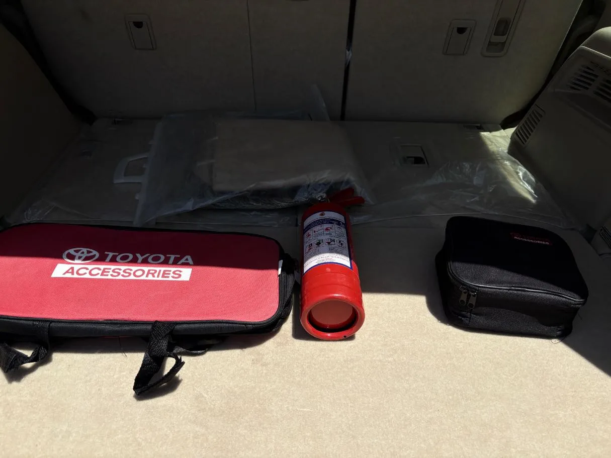 Car image 31