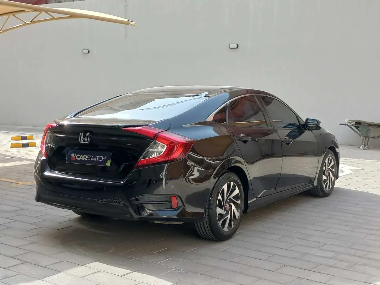 Car image 7