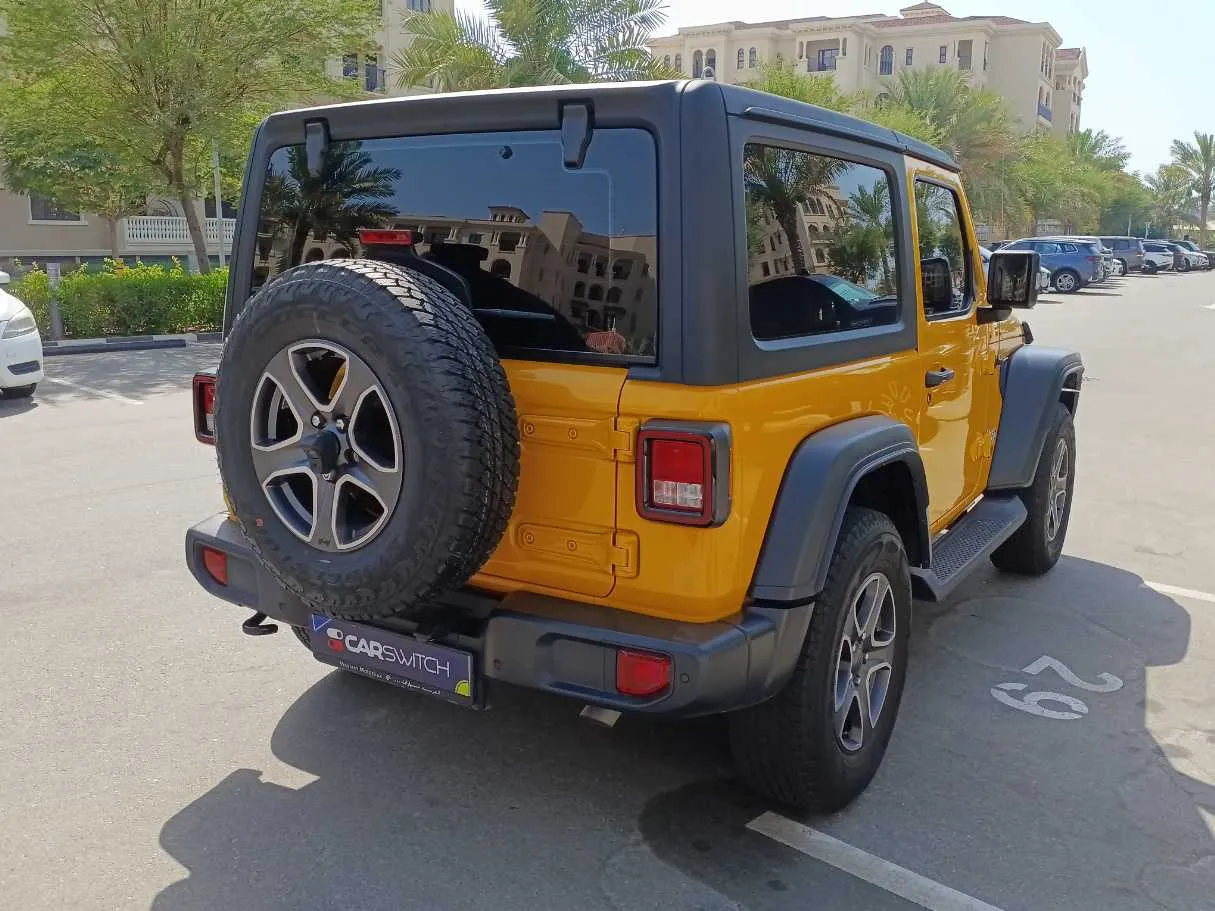 Car image 5