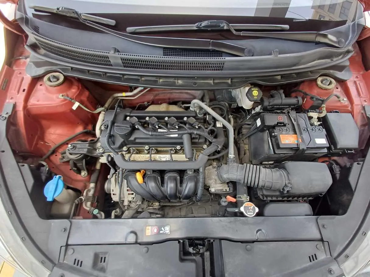 Car image 21