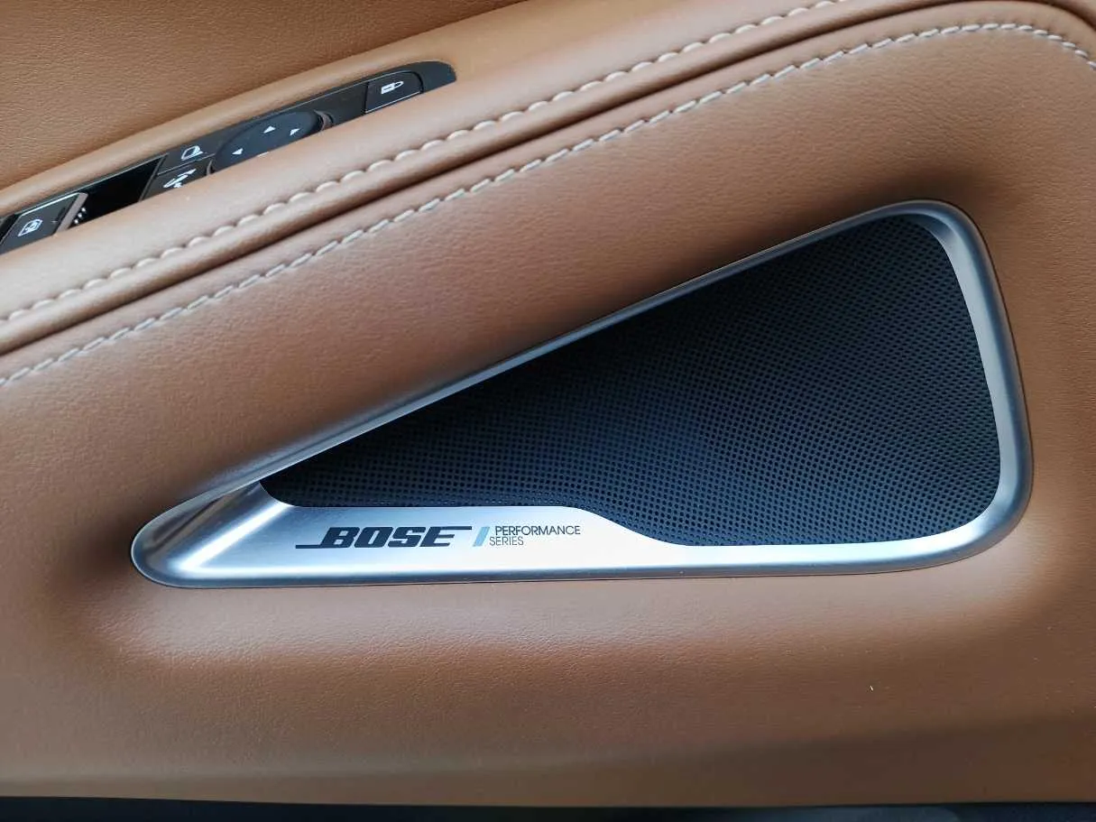 Car image 22