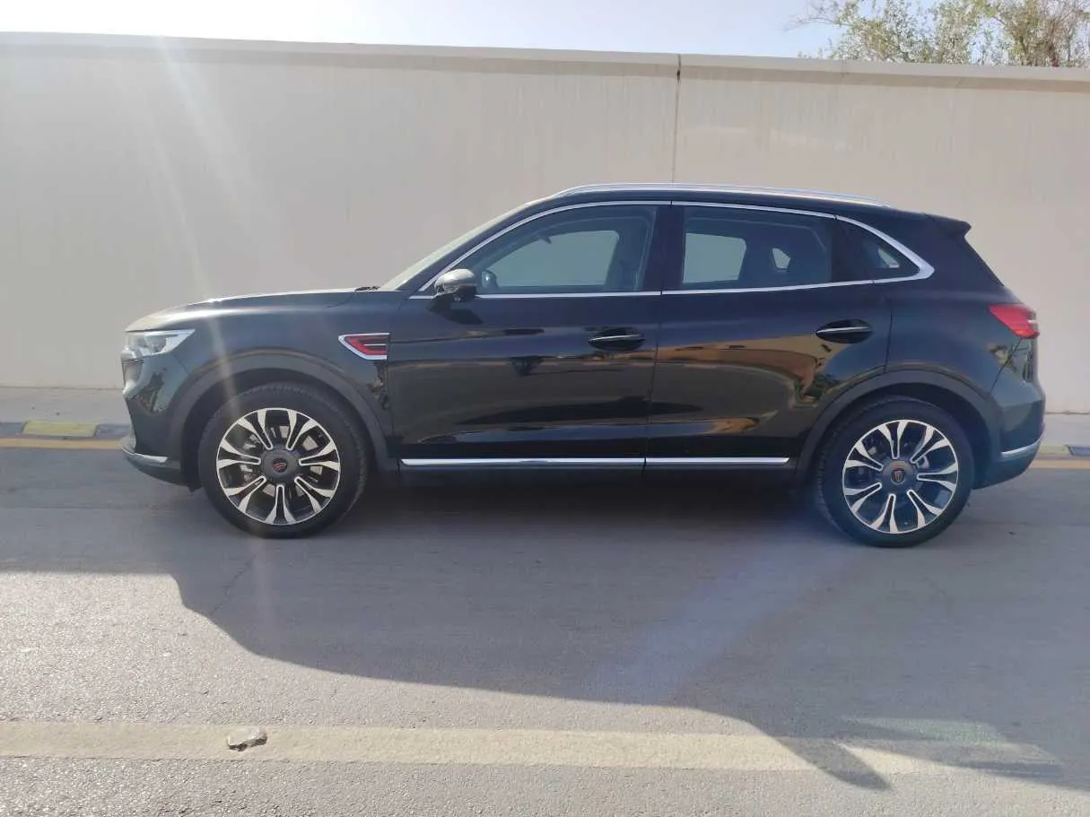 Car image 7