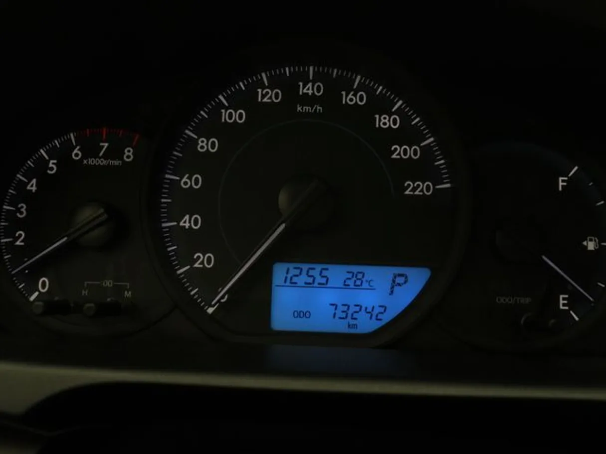 Car image 6
