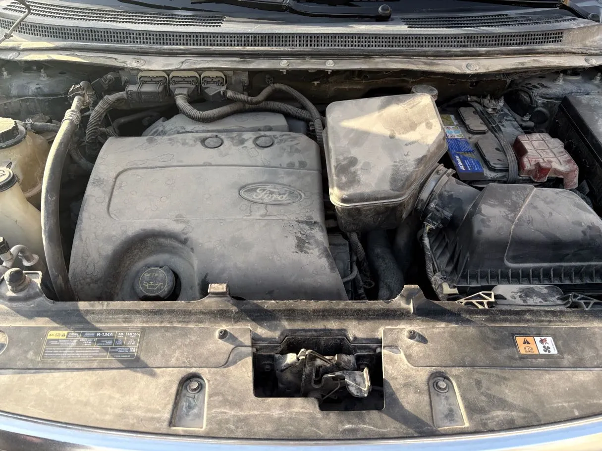 Car image 29