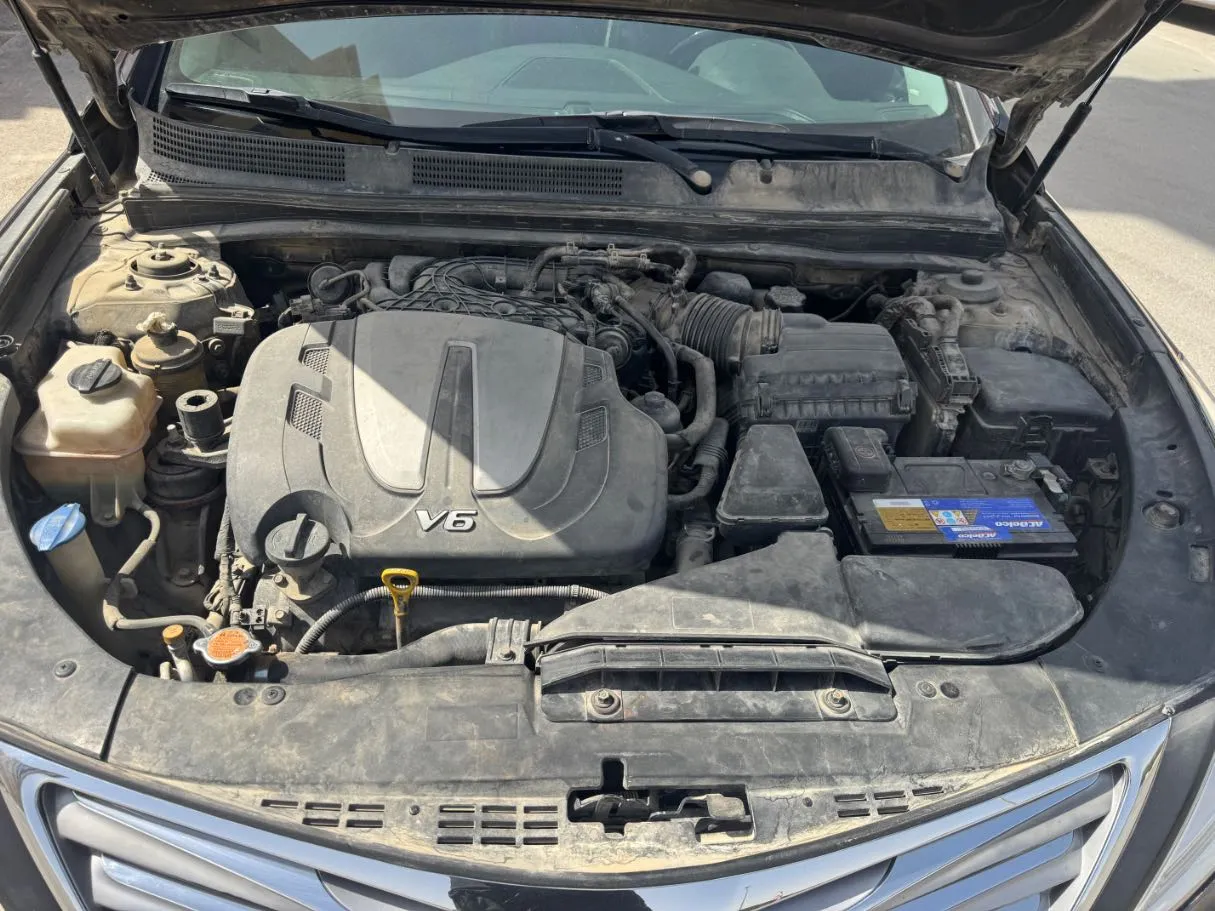 Car image 22